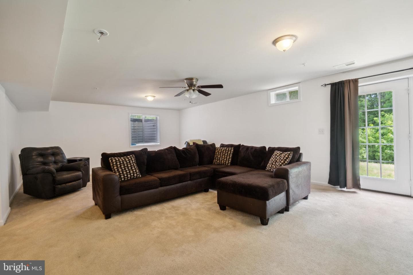 6747 McCormick Drive photo 22