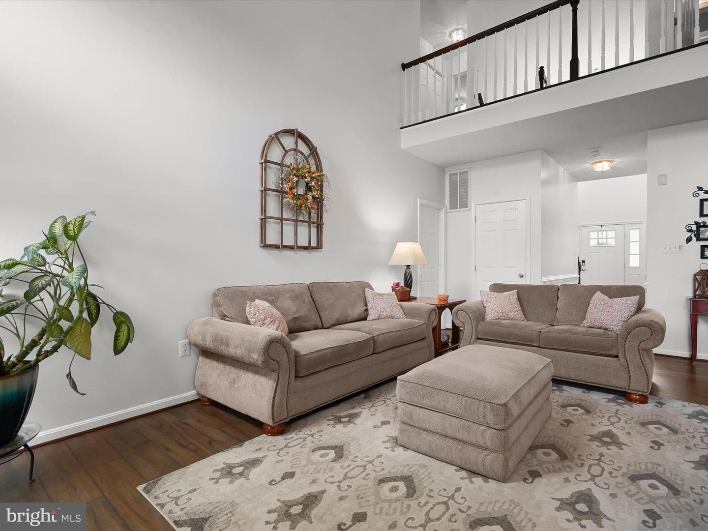 1003 Canterbury Lane photo 11