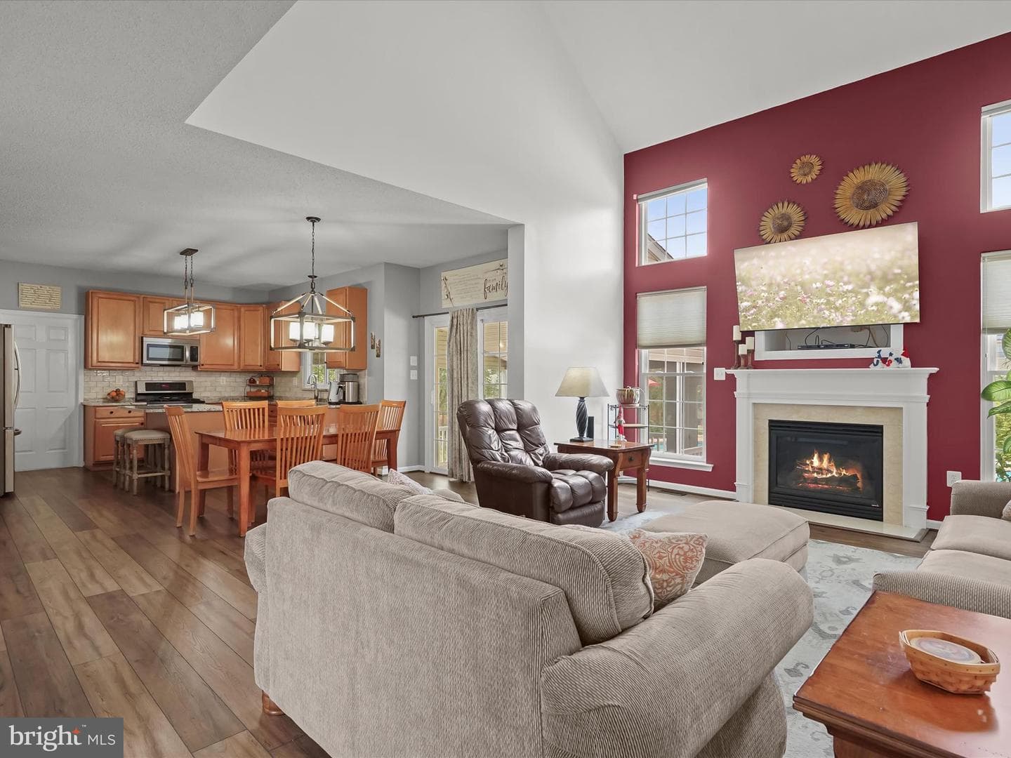 1003 Canterbury Lane photo 9