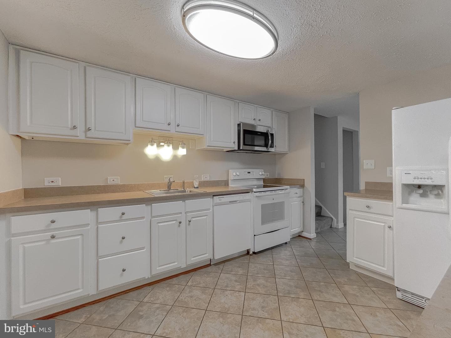806 Truro Court photo 12