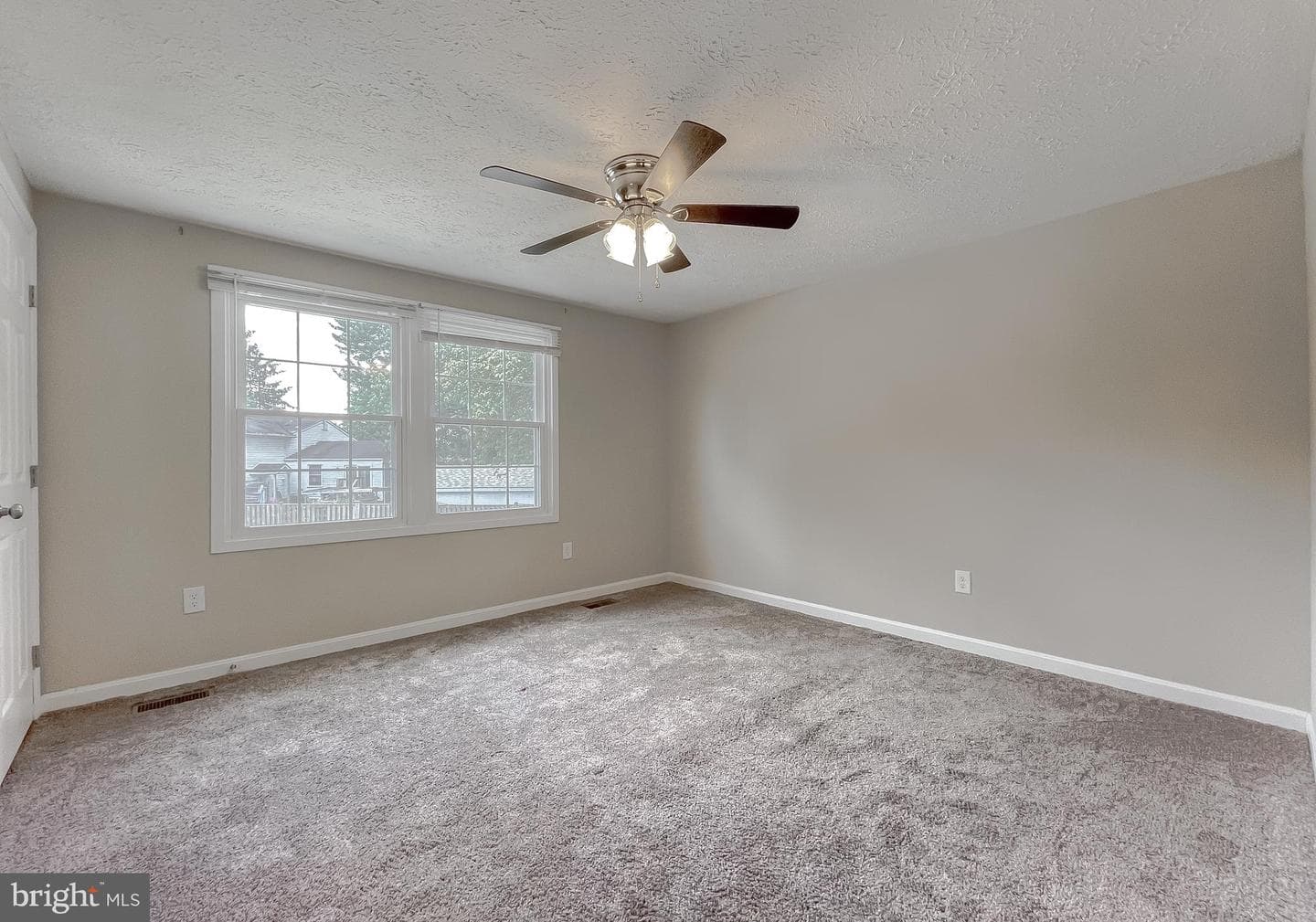 806 Truro Court photo 22
