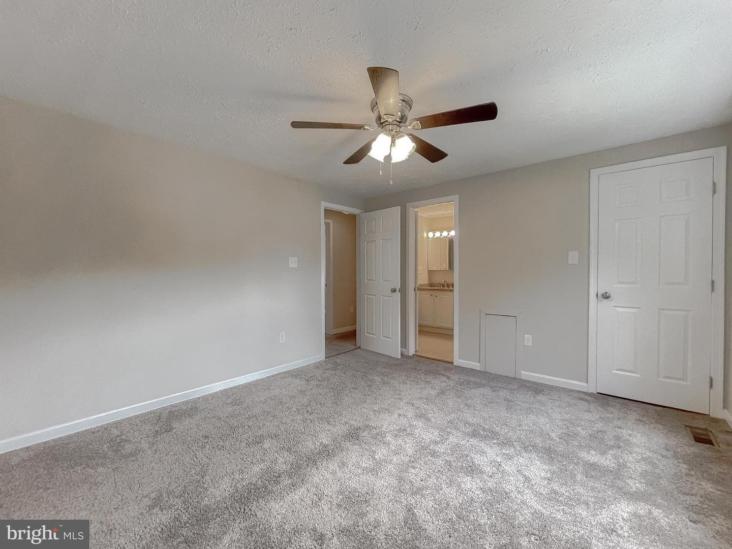 806 Truro Court photo 24