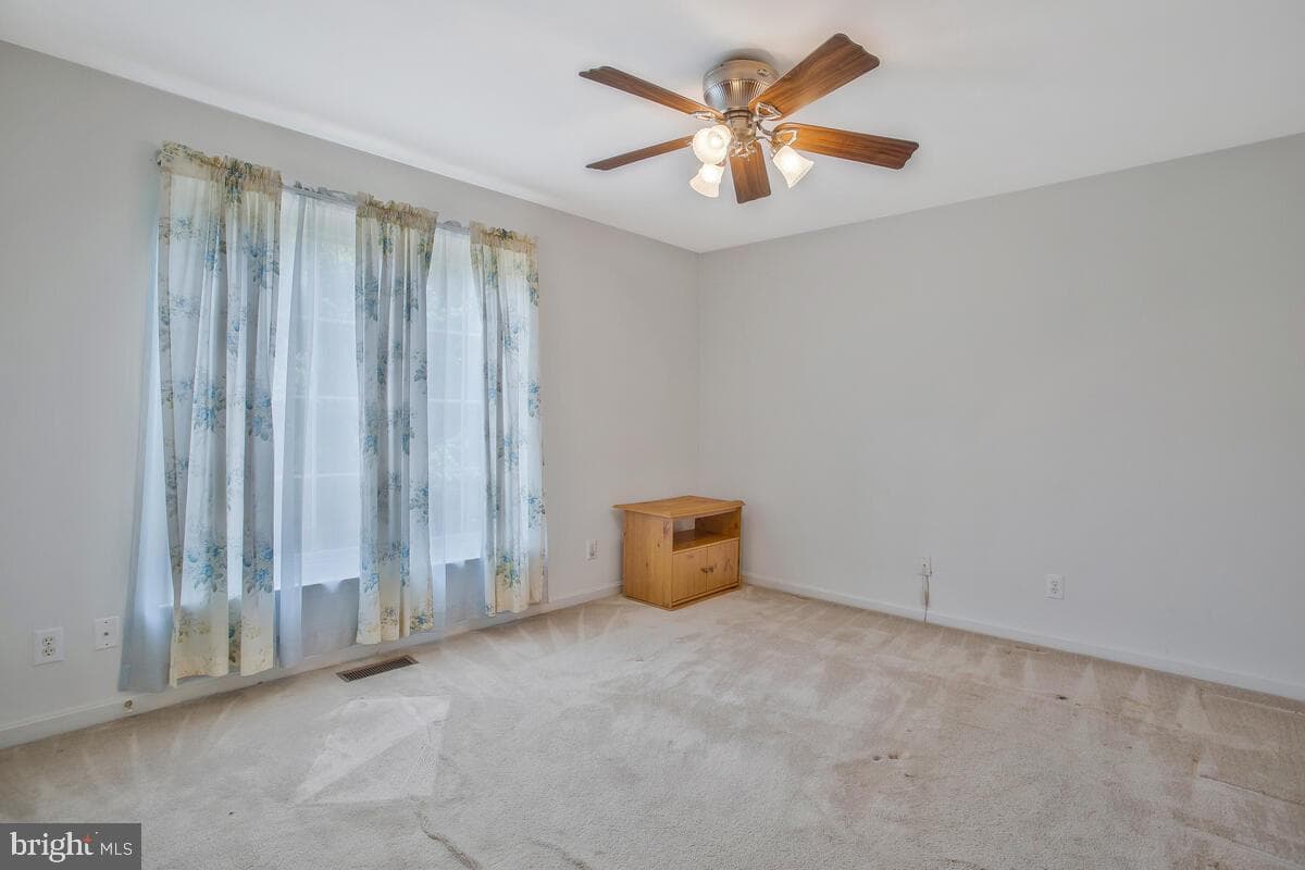 2312 Kanegis Drive photo 30