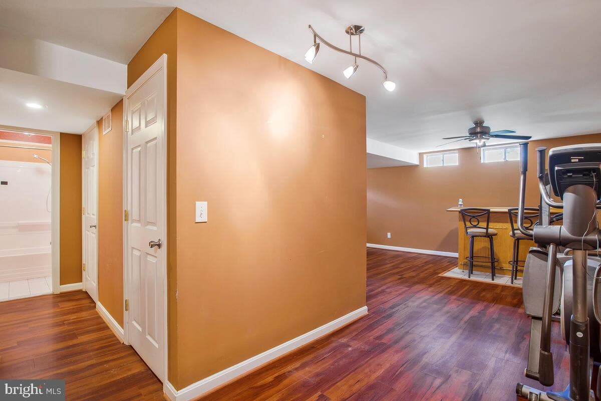 2312 Kanegis Drive photo 38
