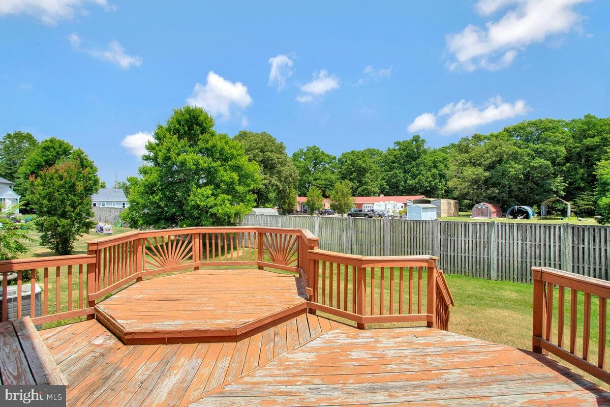 2312 Kanegis Drive photo 43