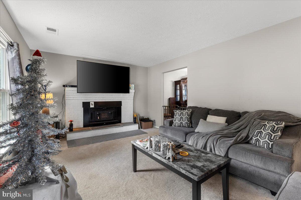 49 Tadcaster Circle photo 6