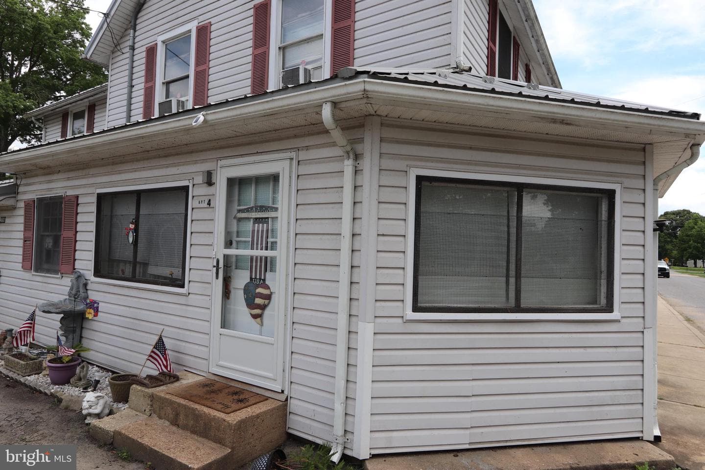 4601 Strauss Avenue photo 8
