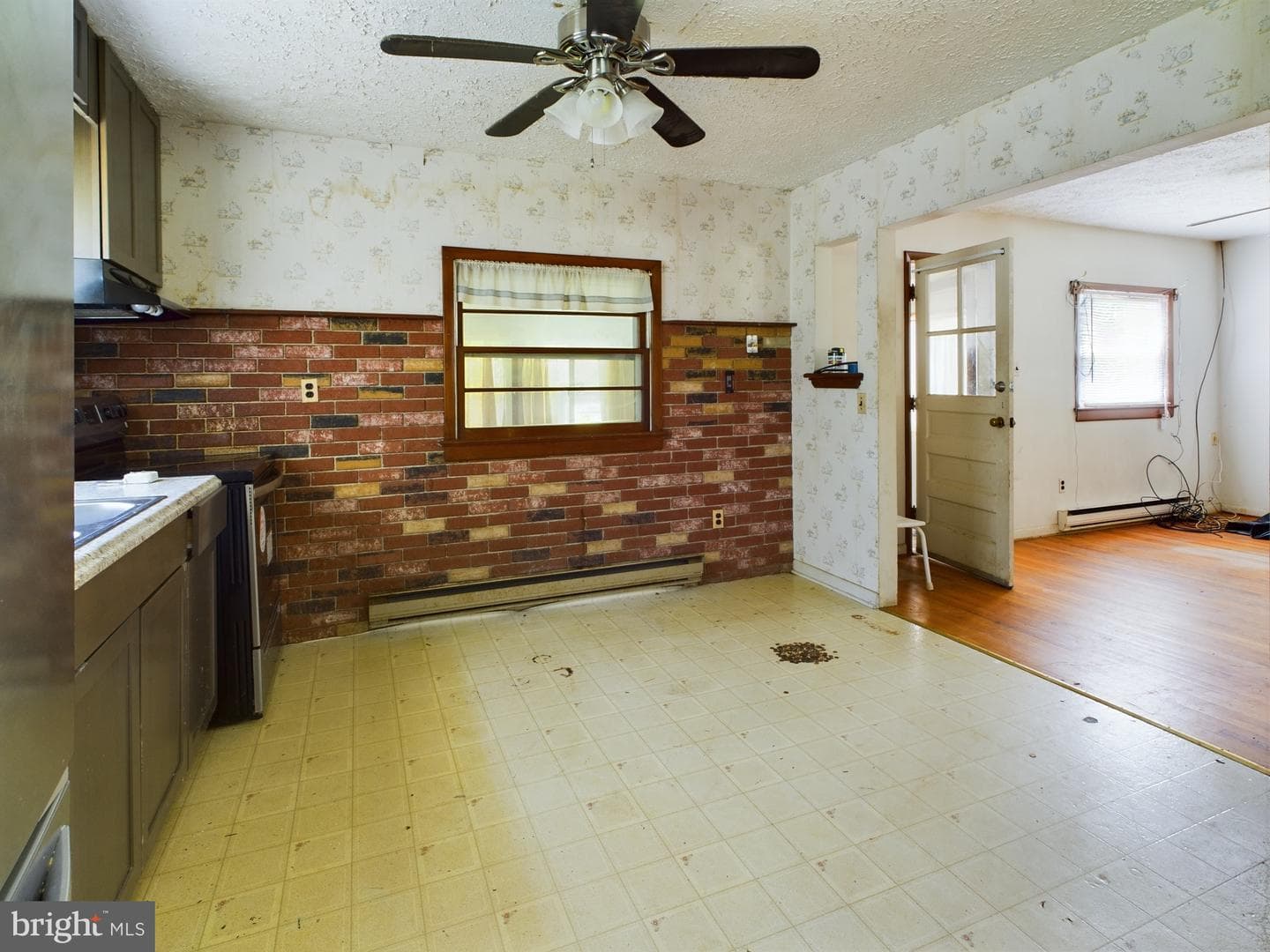 13533 Furbush Road photo 7