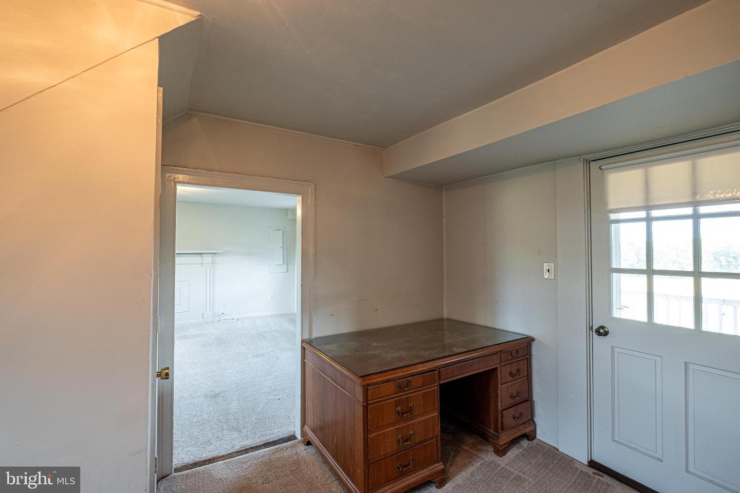 9885 Heatherstone Drive photo 21