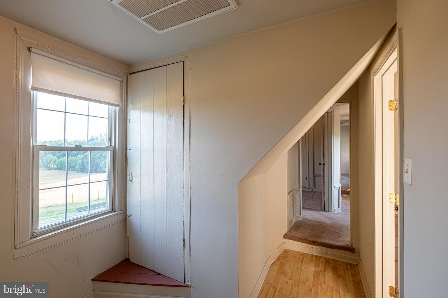 9885 Heatherstone Drive photo 28