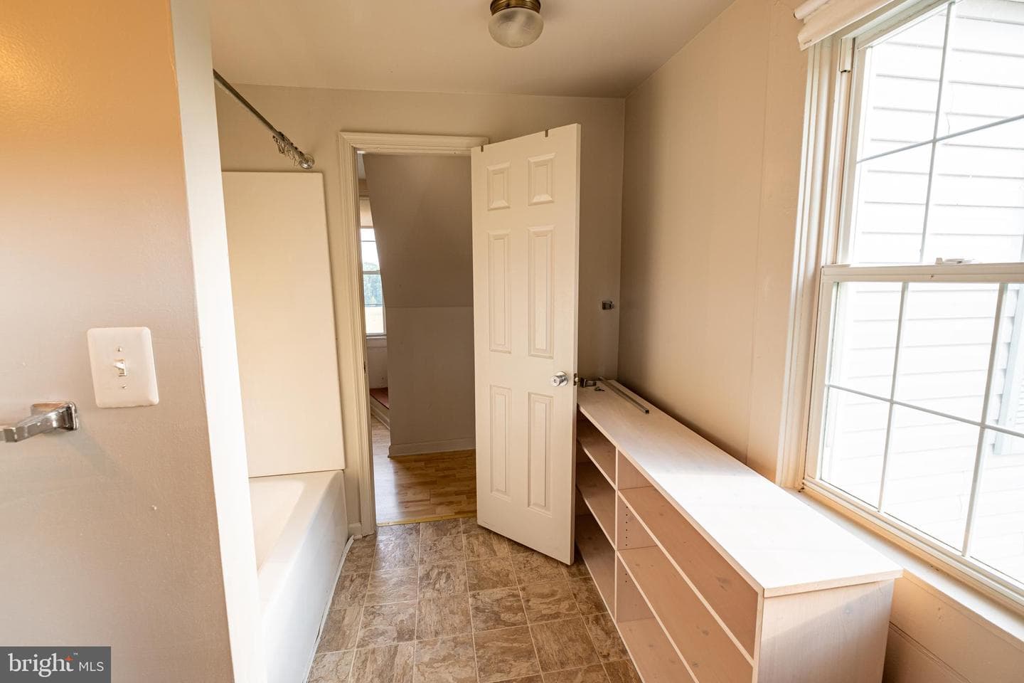 9885 Heatherstone Drive photo 36