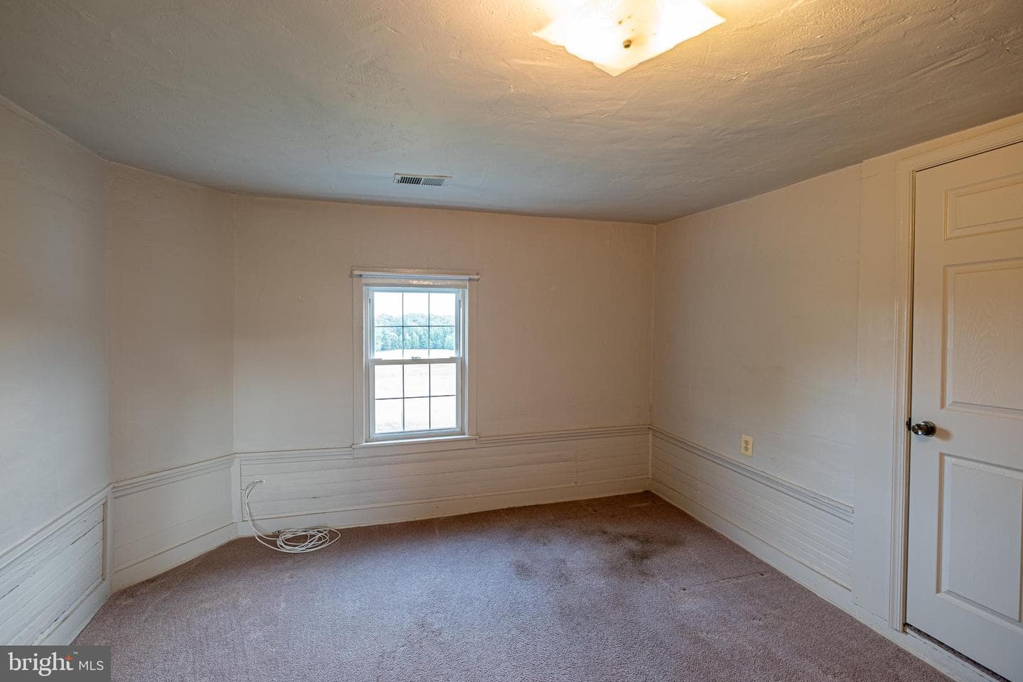 9885 Heatherstone Drive photo 38