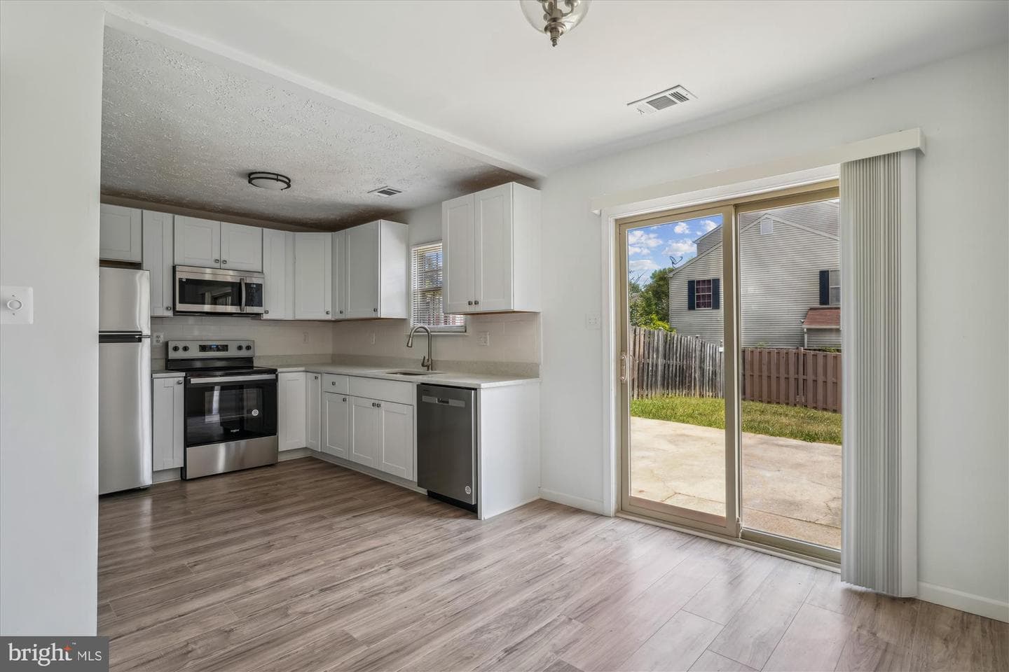 16 Dove Tree Court photo 23