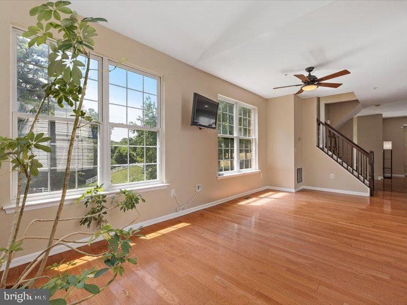 2484 Athens Place photo 10