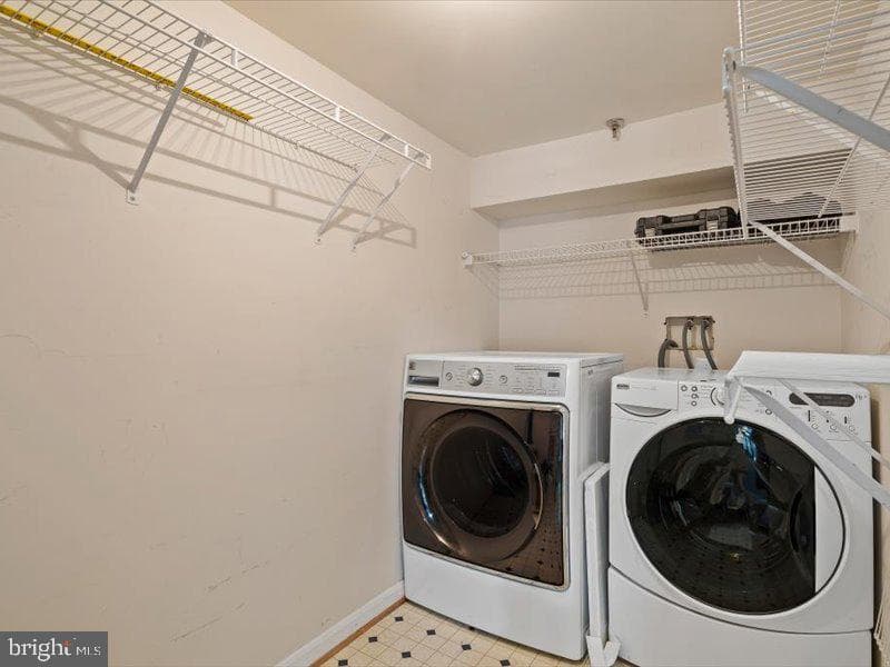 2484 Athens Place photo 26