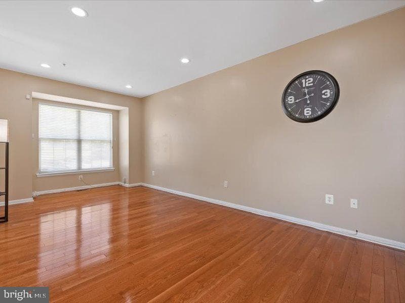 2484 Athens Place photo 5