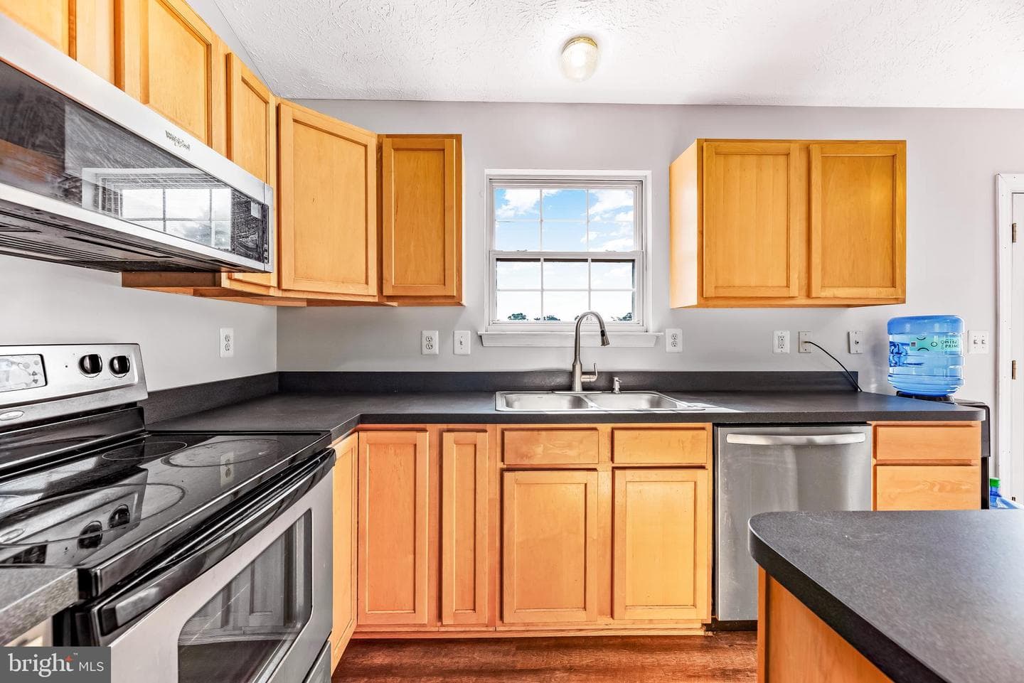 8710 Pebble Place photo 31