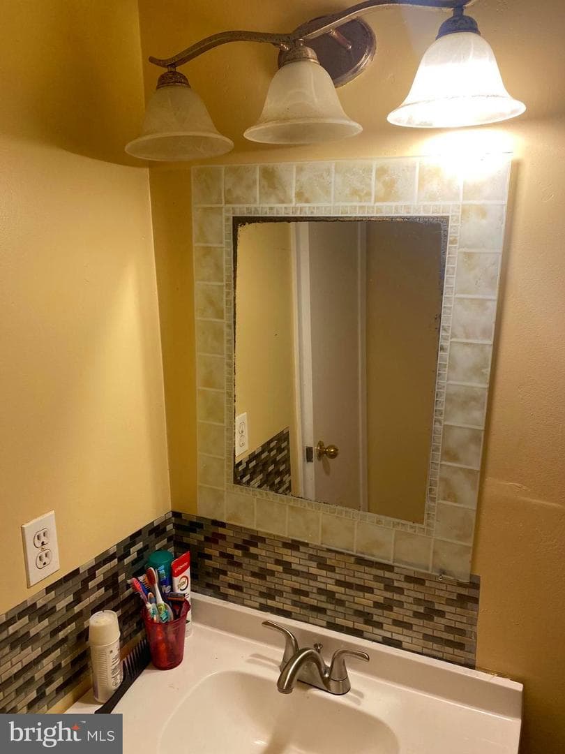 1184 Bannister Circle photo 23