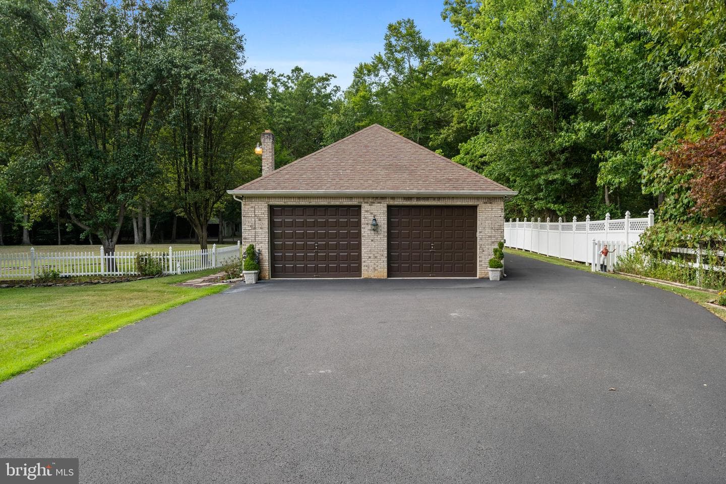 8880 Mitchell Road photo 98
