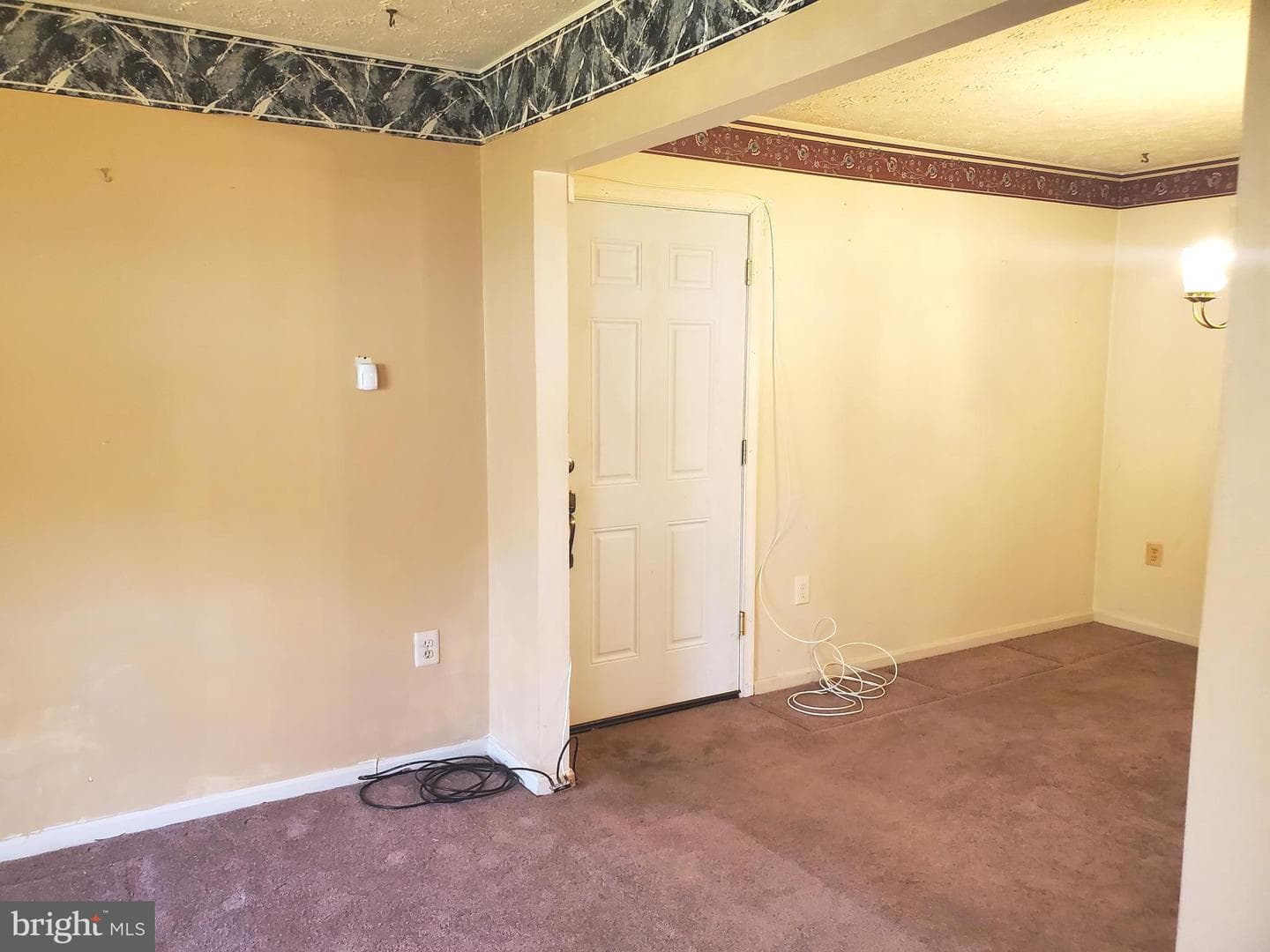2401 Shade Oak Court photo 14