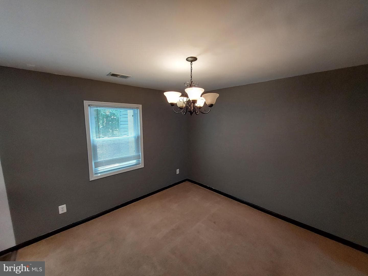 3325 Ryon Court photo 5