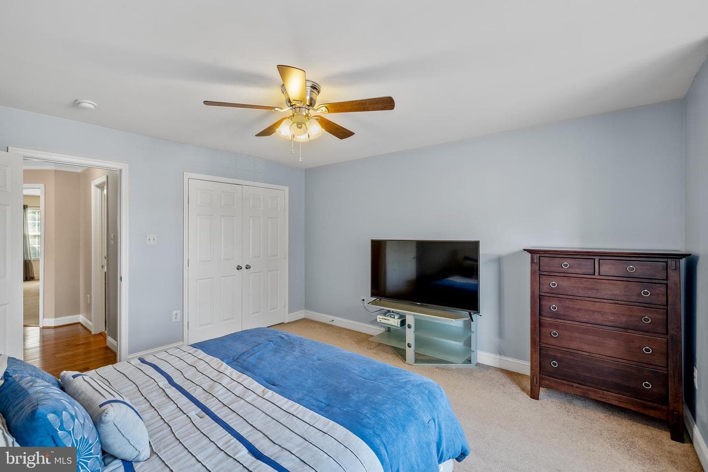3904 Hedgemeade Court photo 40