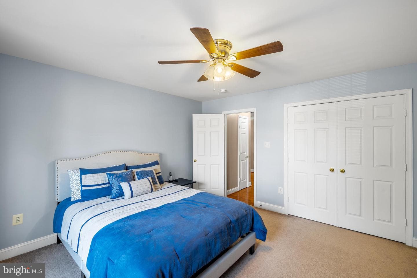 3904 Hedgemeade Court photo 41