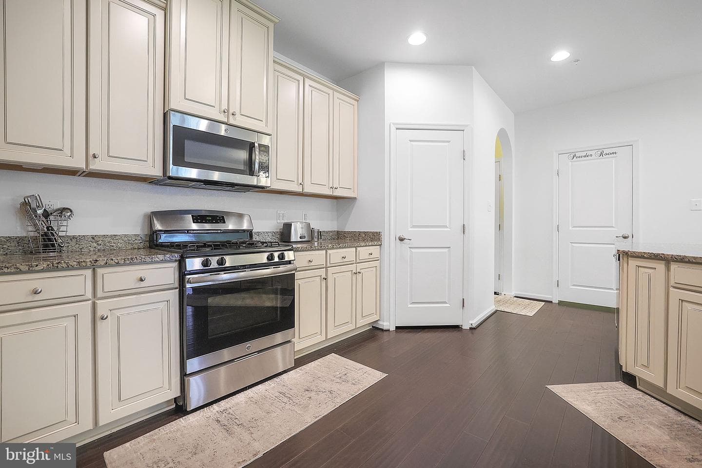 3063 Moonlight Place photo 6