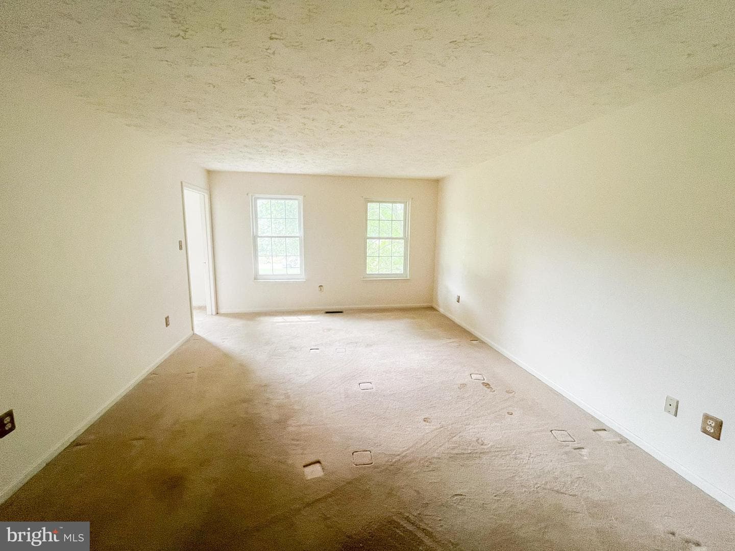 16010 Meandering Drive photo 18