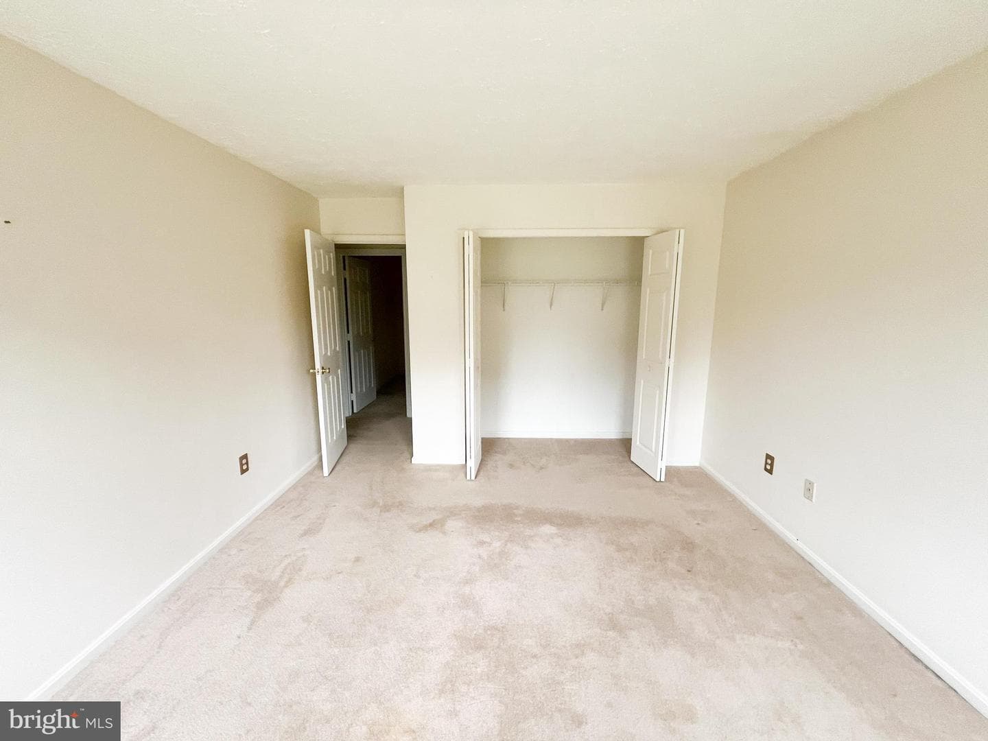 16010 Meandering Drive photo 26