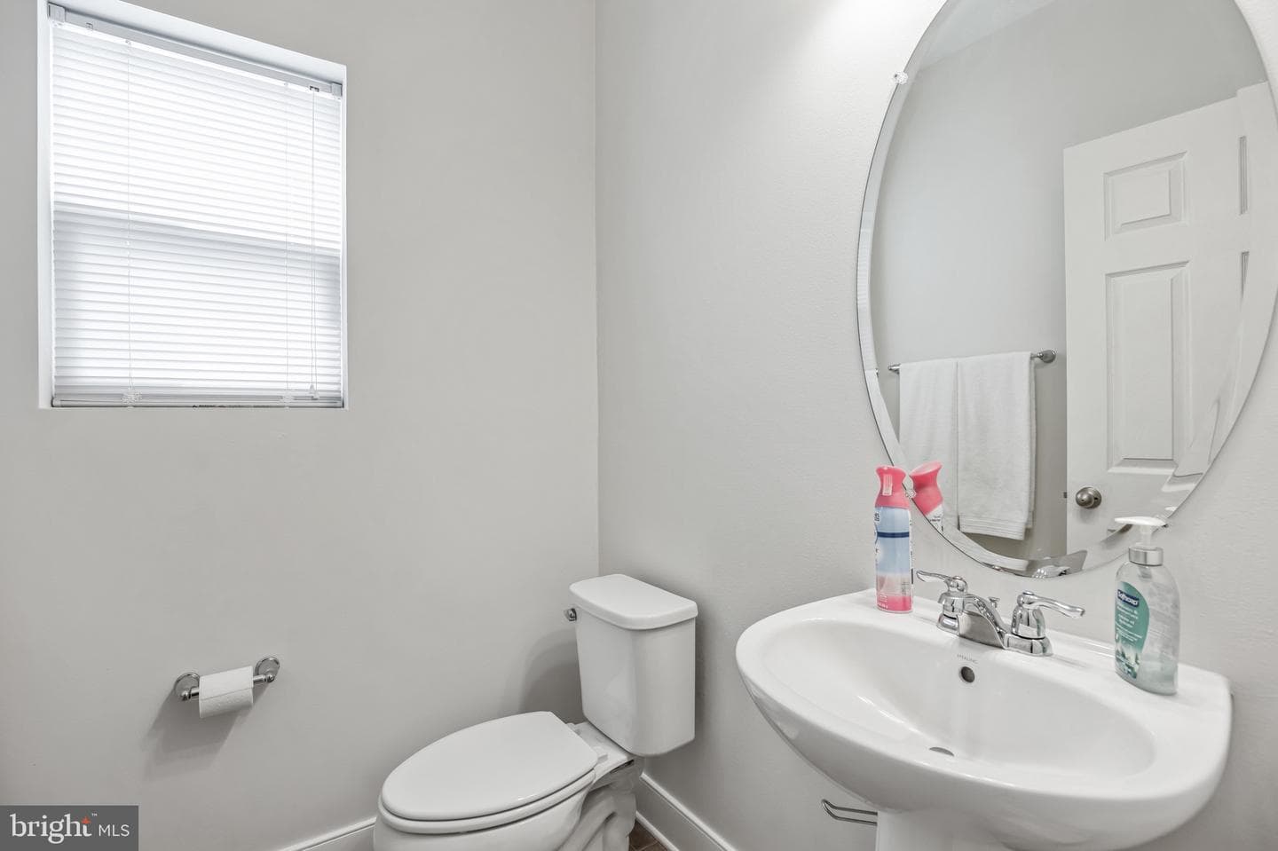 9831 Bremen Court photo 26