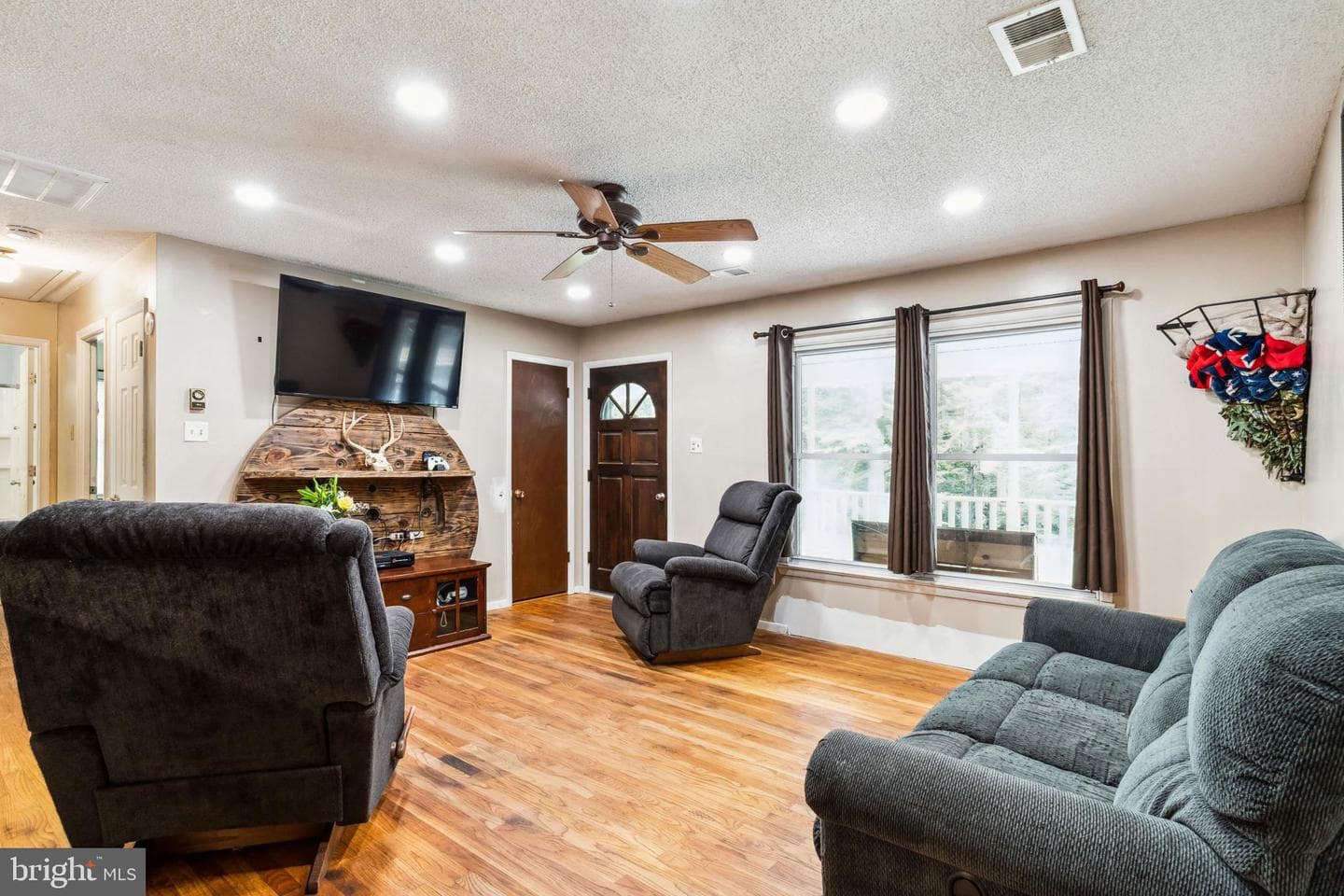8150 Bowie Road photo 6