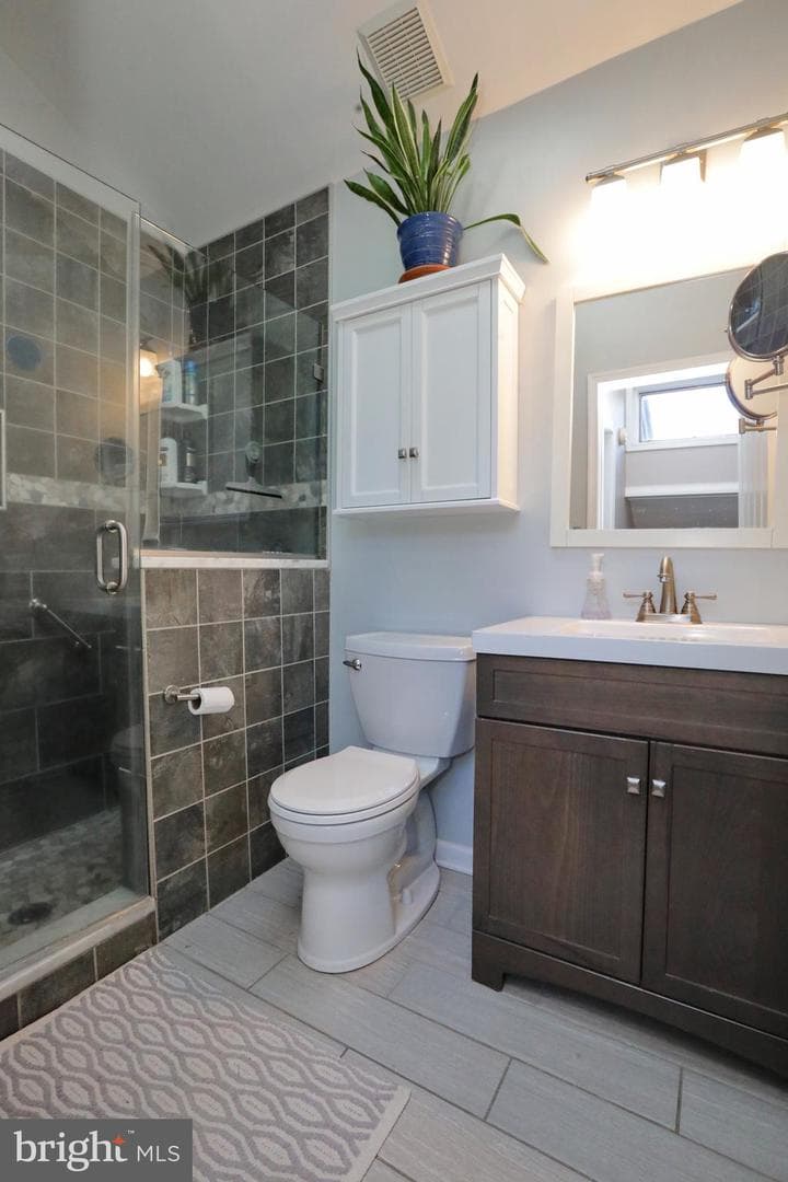 14855 Buckingham Court photo 42