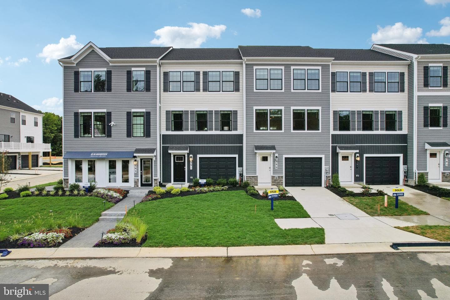 306 Soft Rush Lane photo 2