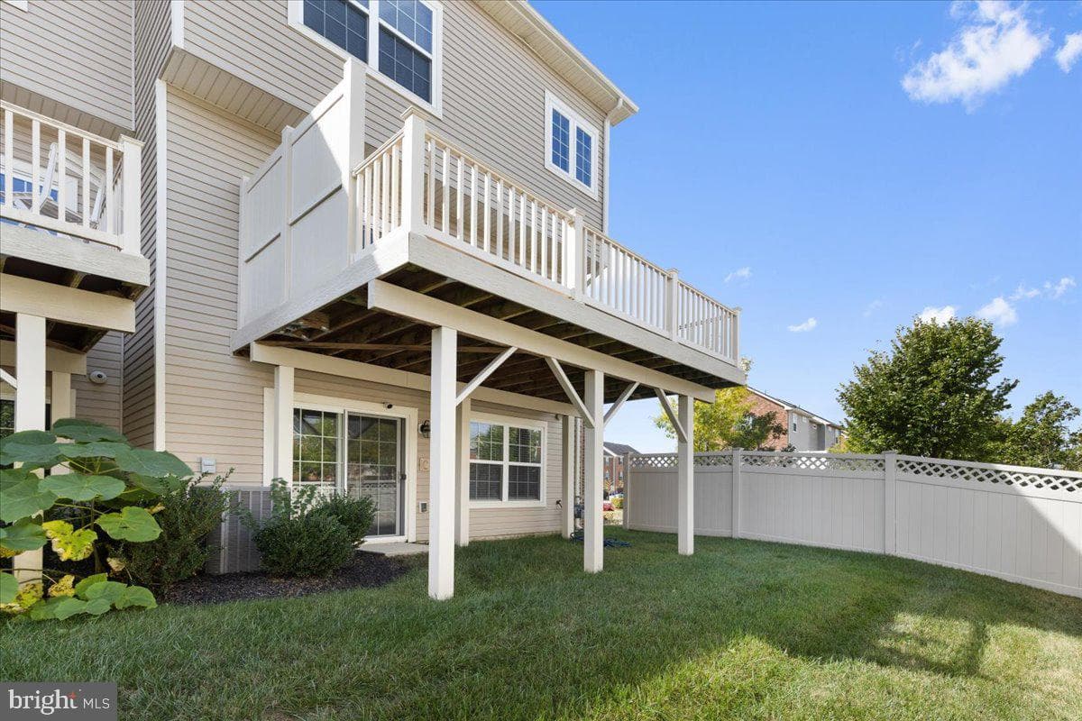 11524 Sulphur Hills Place E photo 37
