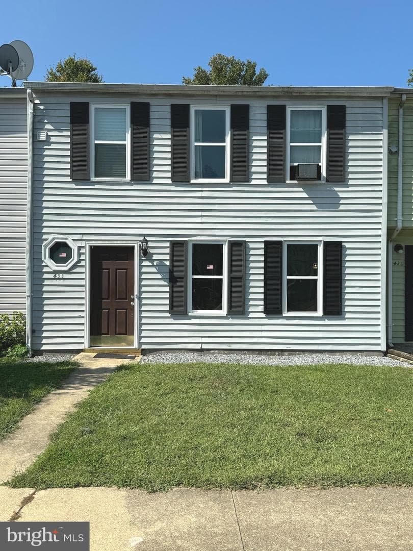 433 Patuxent Court photo 2