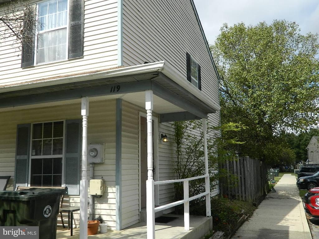 119 Kalmia Court photo 2