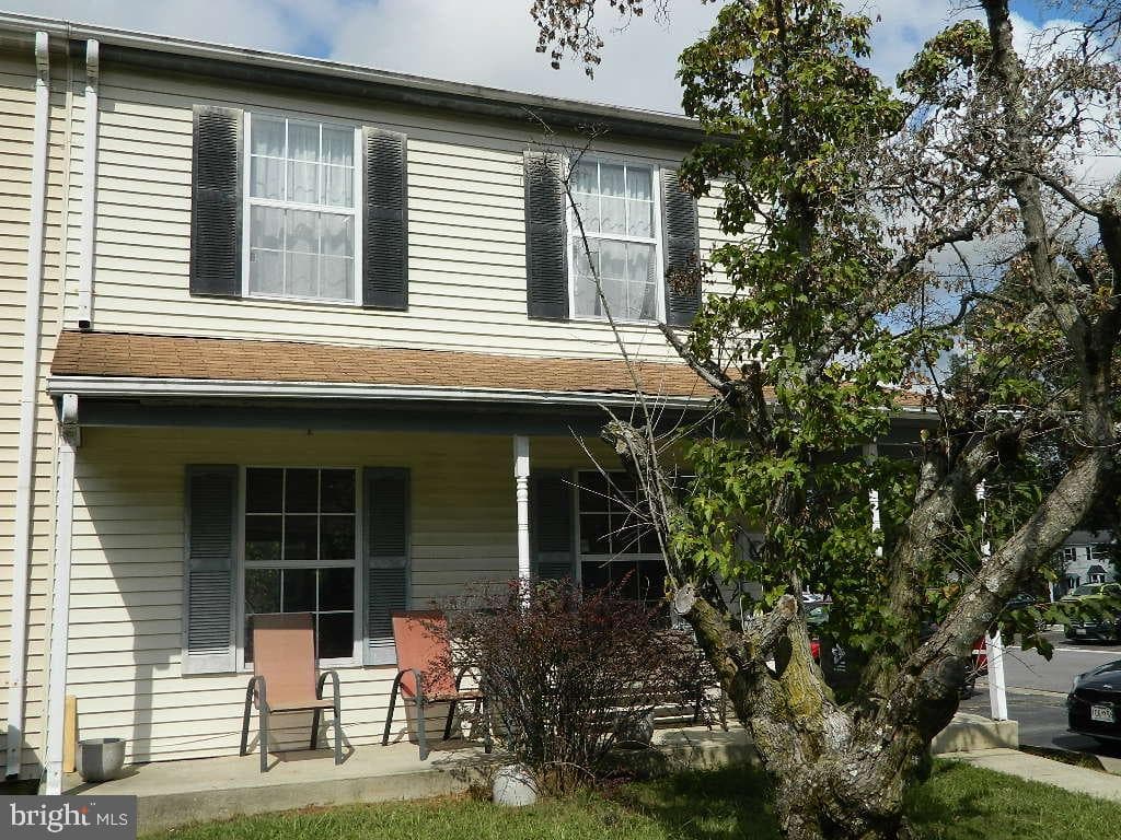 119 Kalmia Court photo 3