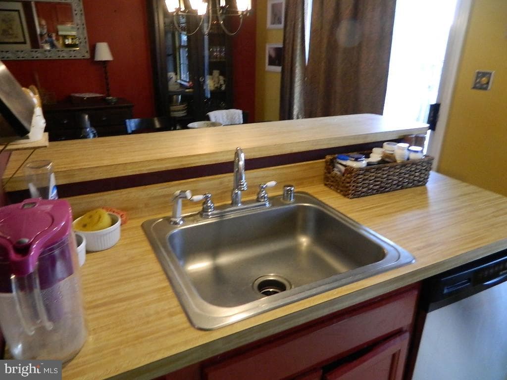119 Kalmia Court photo 8