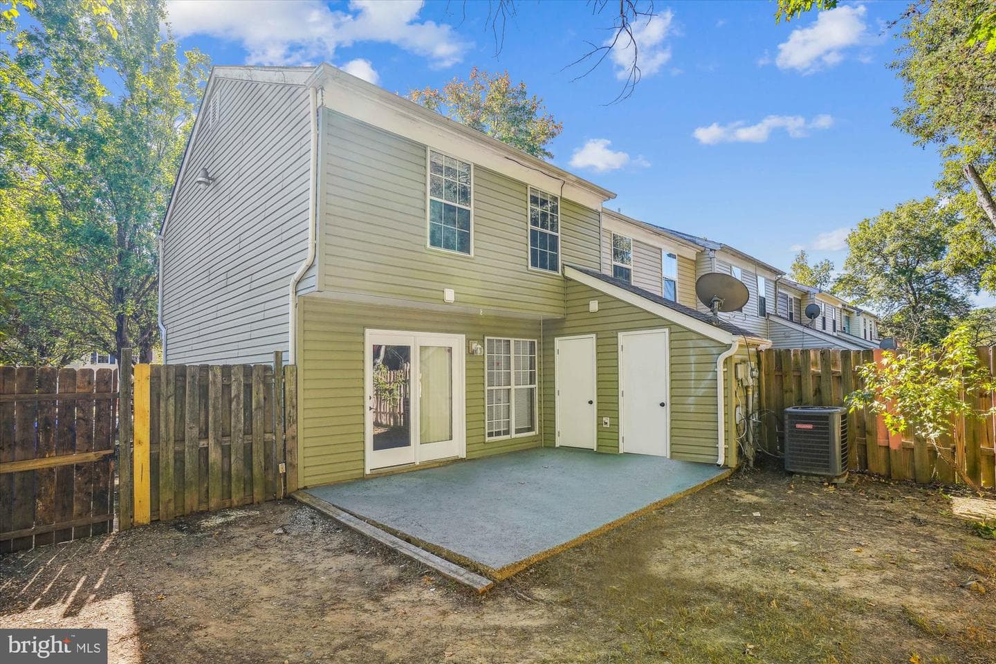3735 Kempsford Field Place photo 17