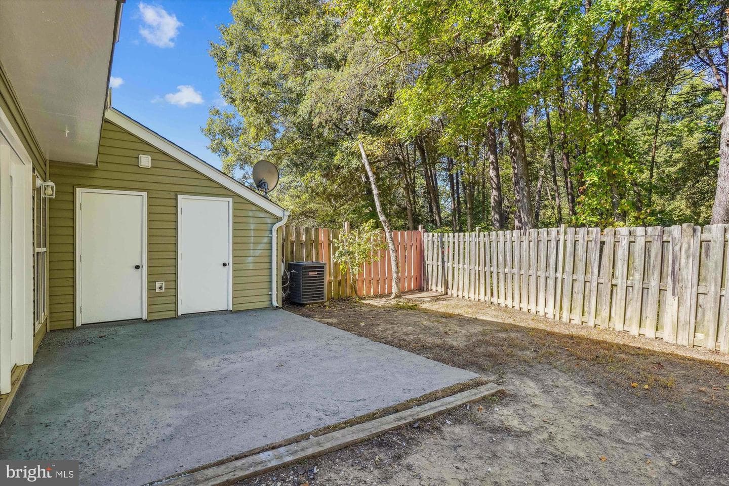 3735 Kempsford Field Place photo 19