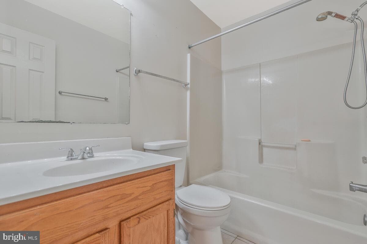 2355 Hazelwood Court photo 19