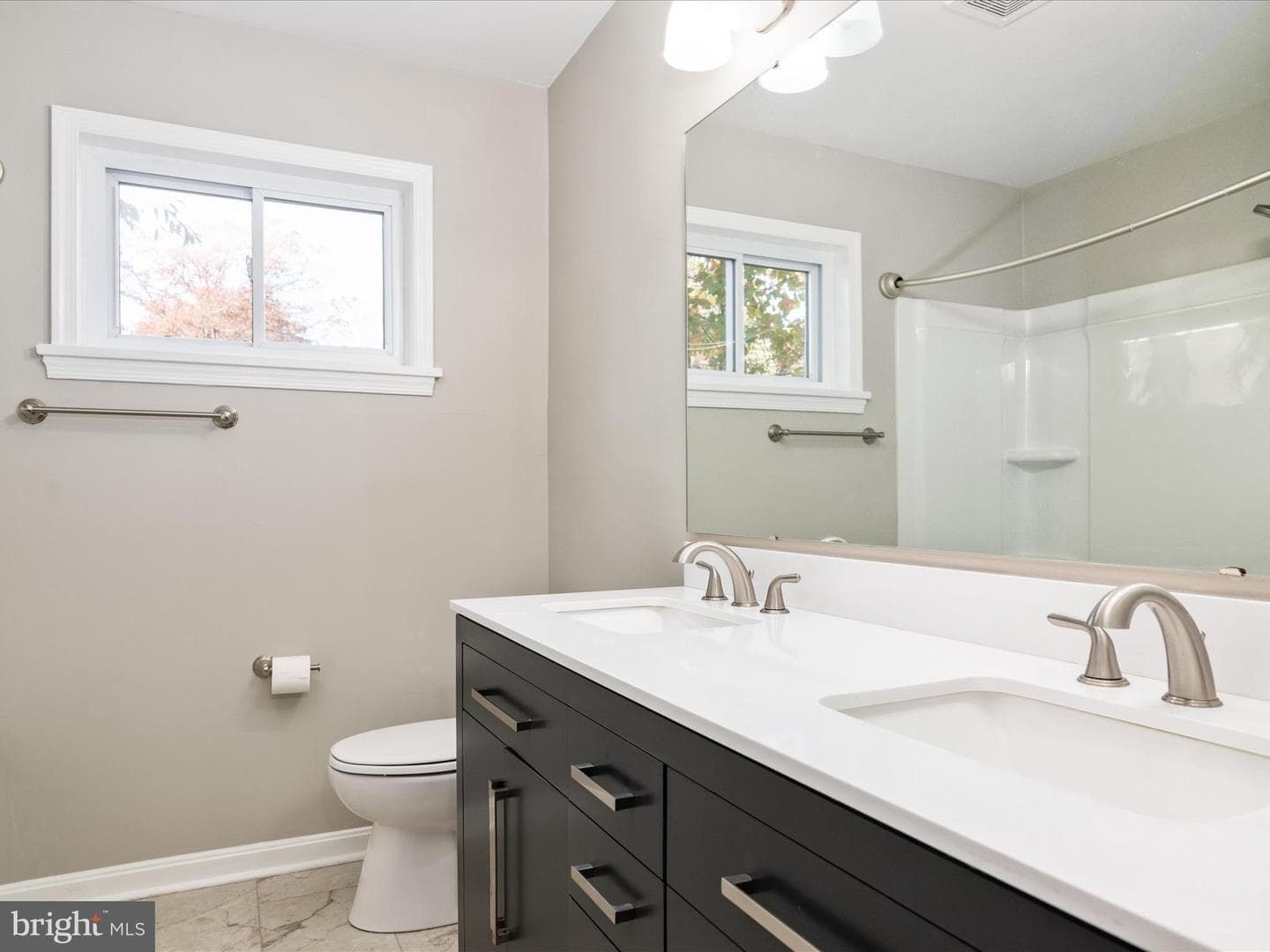 9635 Sharon Avenue photo 25