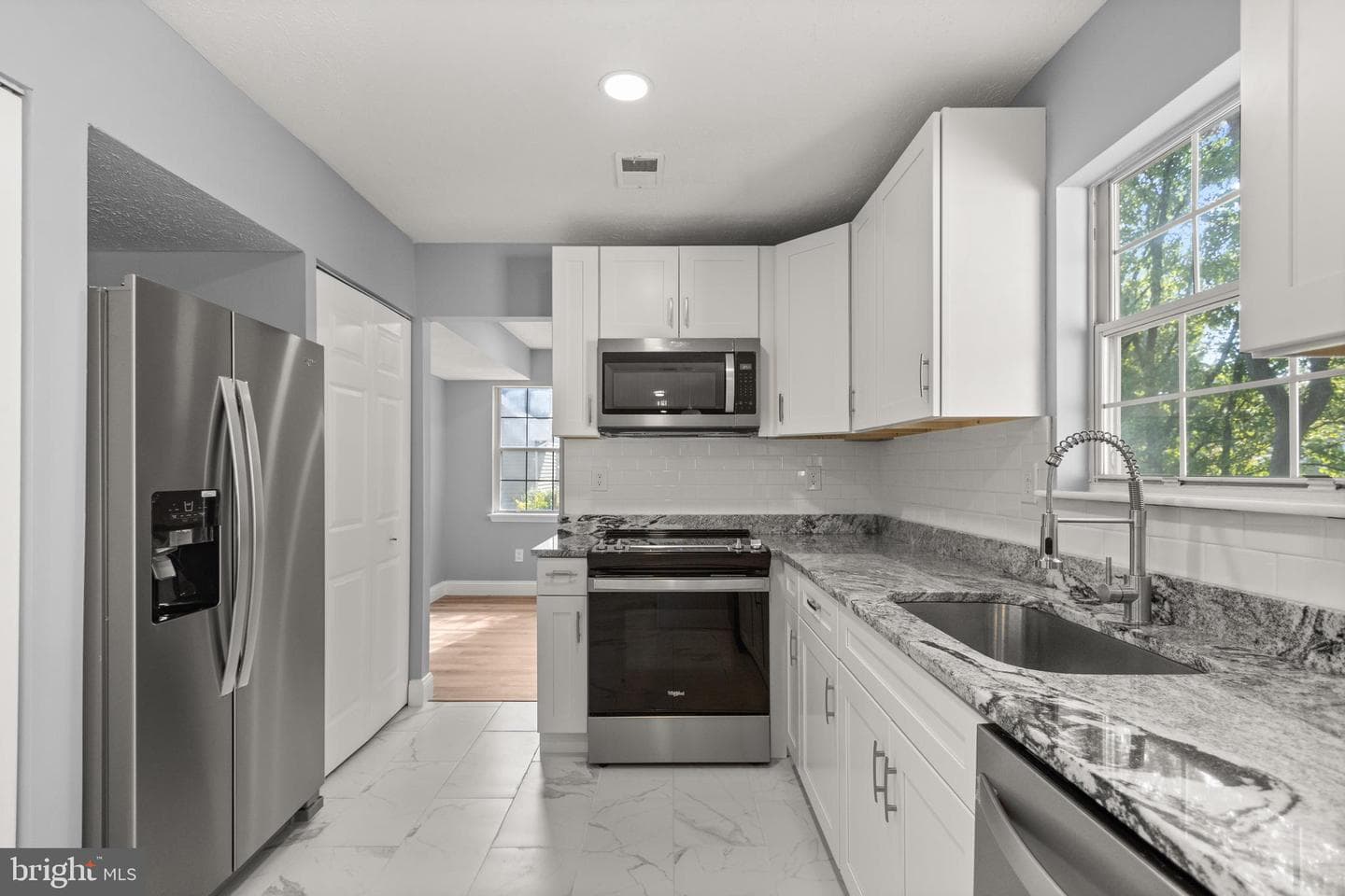 2138 Duckwalk Court photo 3