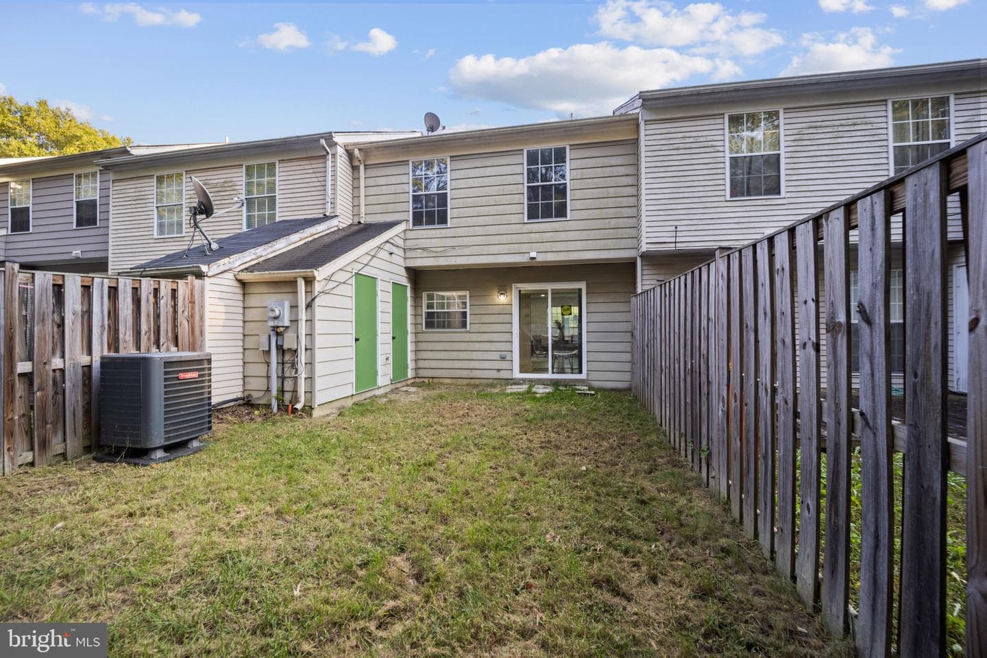 3709 Kempsford Field Place photo 35