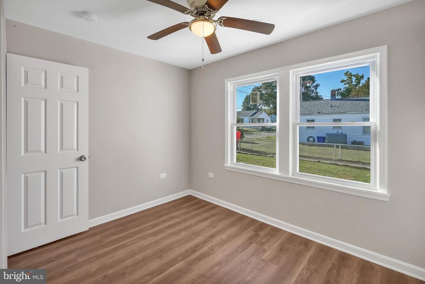 49 Circle Avenue photo 14