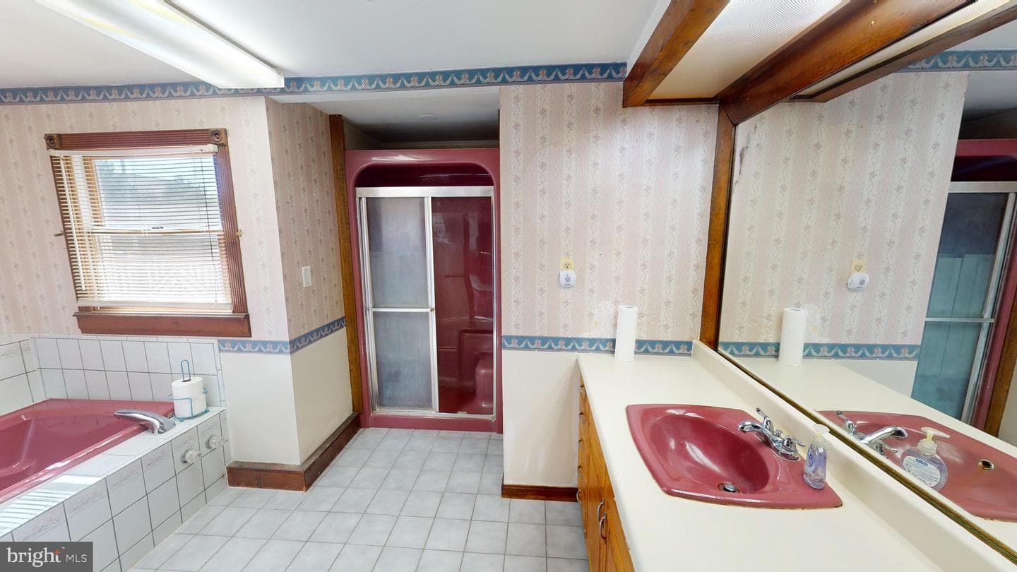 10915 Berry Road photo 32