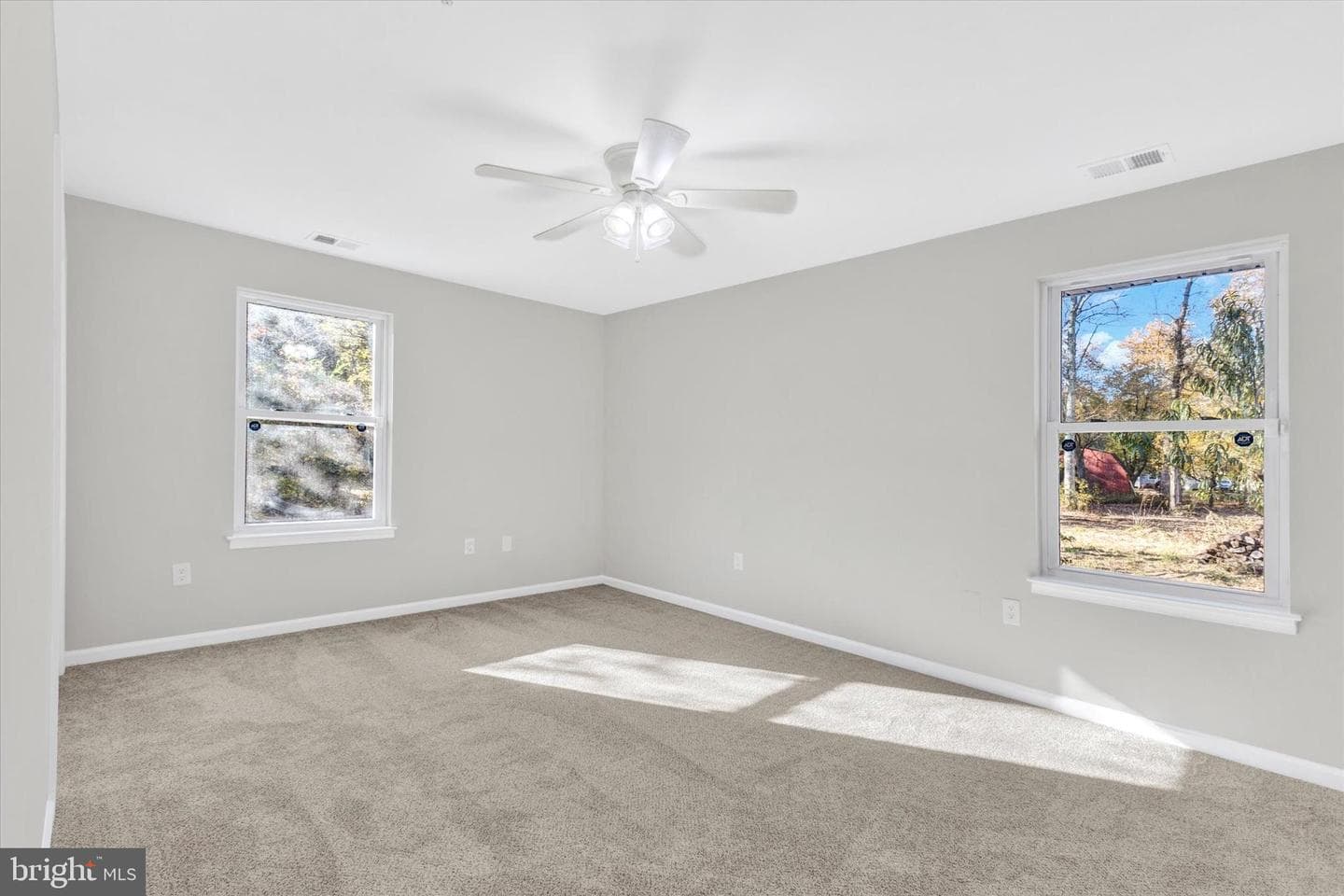 6495 Valley Road photo 16