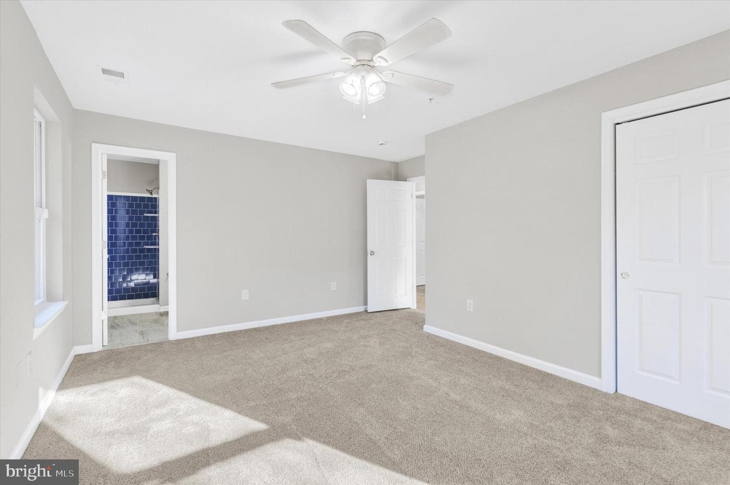 6495 Valley Road photo 17