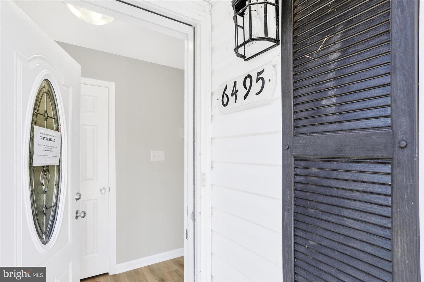 6495 Valley Road photo 2